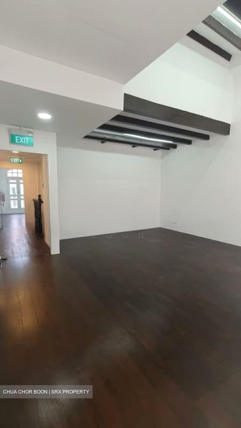 Tras Street (D2), Office #588074421